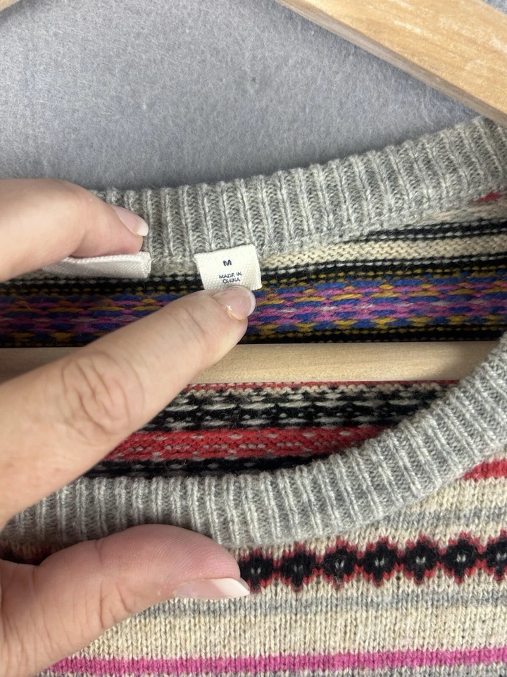 Suéter para mujer Gap mediano colorido a rayas Fair Isle Y2K años 90 tejido de lana merino Foto 4 de 4