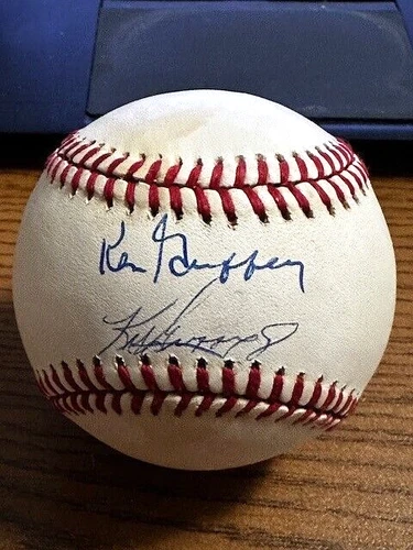 KEN GRIFFEY JR & SR SIGNED AUTOGRAPHED OAL BASEBALL!  Mariners, Reds!