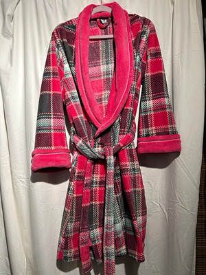 Ulta Beauty Pink Plaid Plush Robe L XL Belted Pockets Cozy Fleece