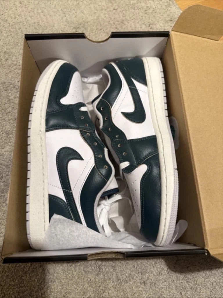 AIR JORDAN 1LOW SE (FQ7687 300)