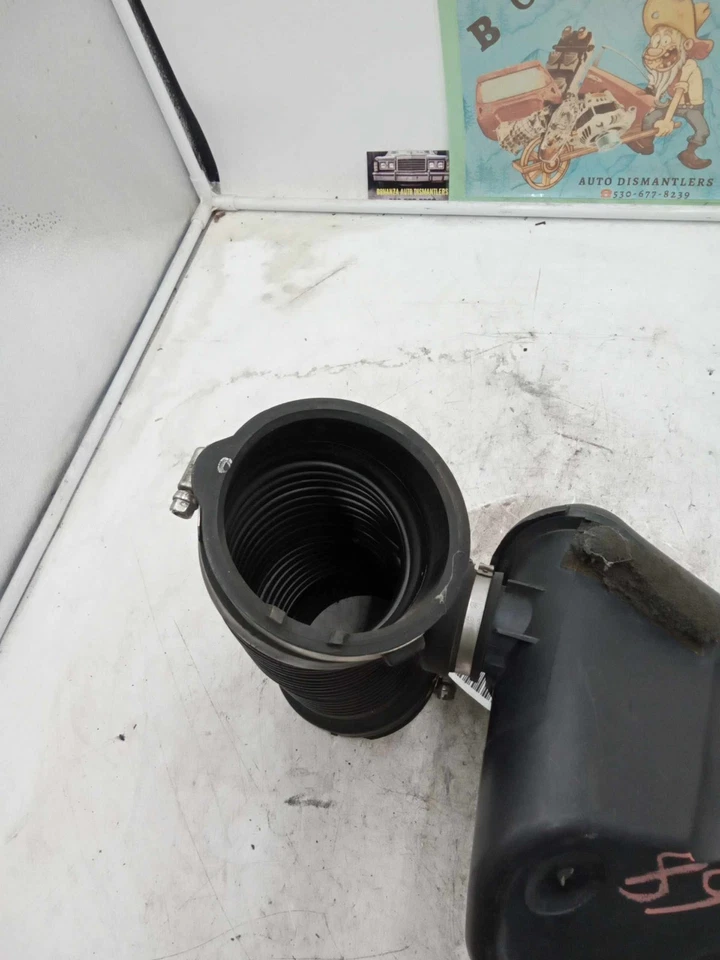 Chrysler 300M 2002 caja de aire de 3,5 L usada OEM 4591128 Foto 4 de 4