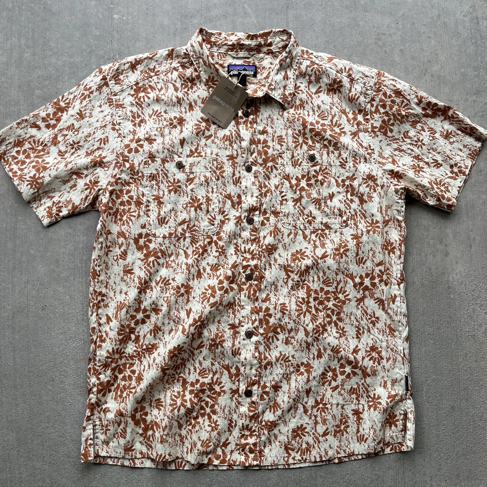 PATAGONIA Mens 2XL Back Step Button Up Shirt - Hemp + Organic Cotton Floral
Opens in a new window or