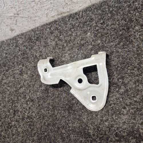 BMW 3 G20, G28 Kotflügelhalter vorne rechts 7419406 2.00 Diesel 140kw 34050471