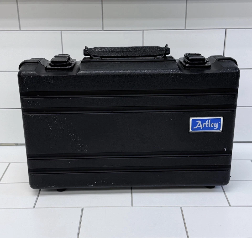 Clarinete Artley 17S com estojo rígido vintage década de 1990 - **Leia - Imagem 2 de 4