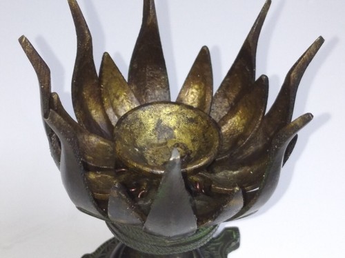 Antique Bronze Candle Holder Opens and Folds as Lotus Flower Tortoise Base 11 cm - Picture 8 of 15