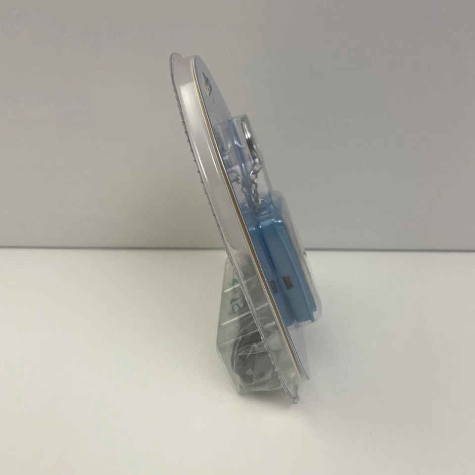 Vintage Digital Photo Frame Key Chain - 1.5 Inch Colour Screen - Blue - New - Image 2 of 4