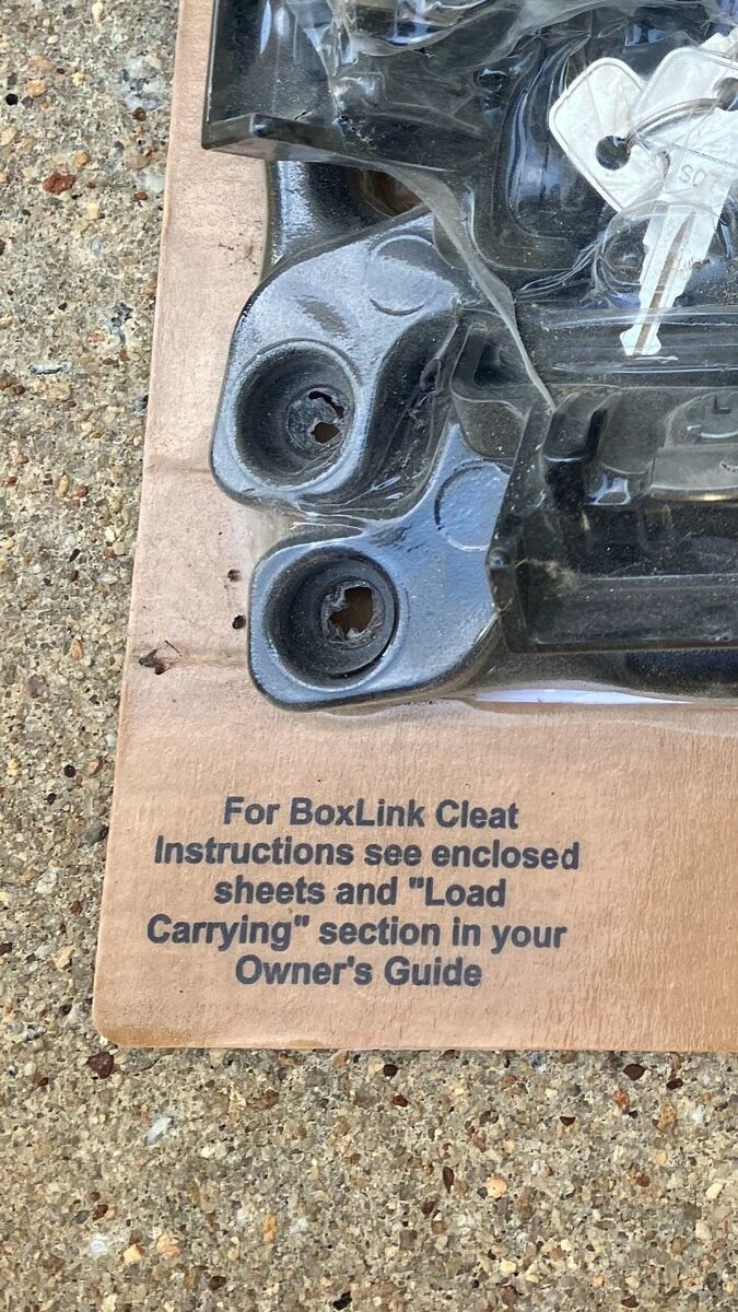 Ford HL3J-99286D62-AC CLT RL P/U BoxLink Locking Cleat Tie Ford HL3J-99286D62-AC CLT RL P/U BoxLink Locking Cleat Tie