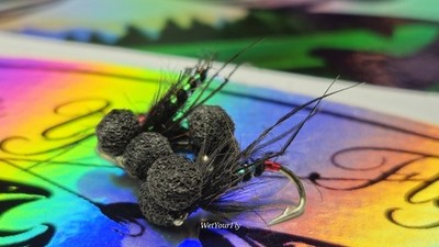 3 schwarze Hopper Fliegen Boobie mit roten Augen Größe 12 an Stachelhaken