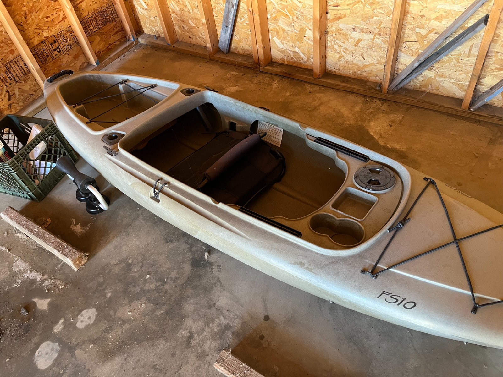 Ascend FS-10 Sit in Kayak including accessories, used once, very good condition