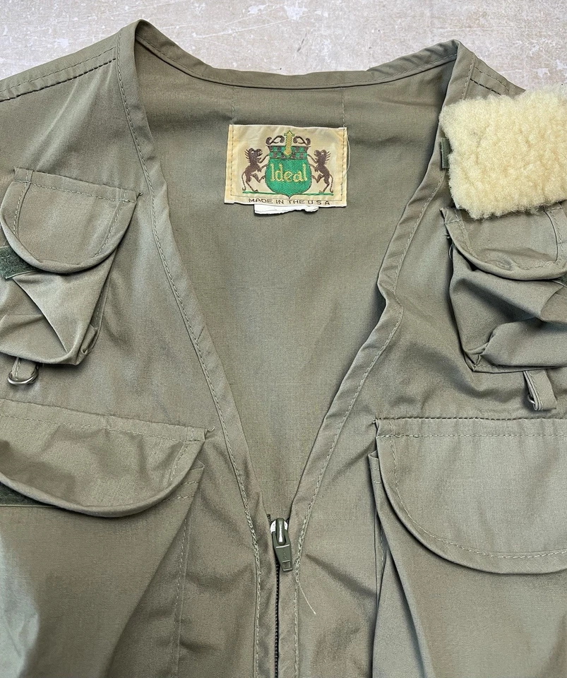 True Vintage 1970s Ideal Fishing Vest Made in USA - Image 2 of 4