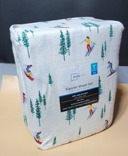 Flannel Sheet Set Mainstays 3 Piece Vanilla Dream Skiers . Size: TWIN- BRAND NEW