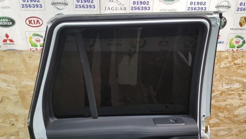 RANGE ROVER SPORT L320 REAR LEFT PASSENGER DOOR COMPLETE IN WHITE - Picture 11 of 15
