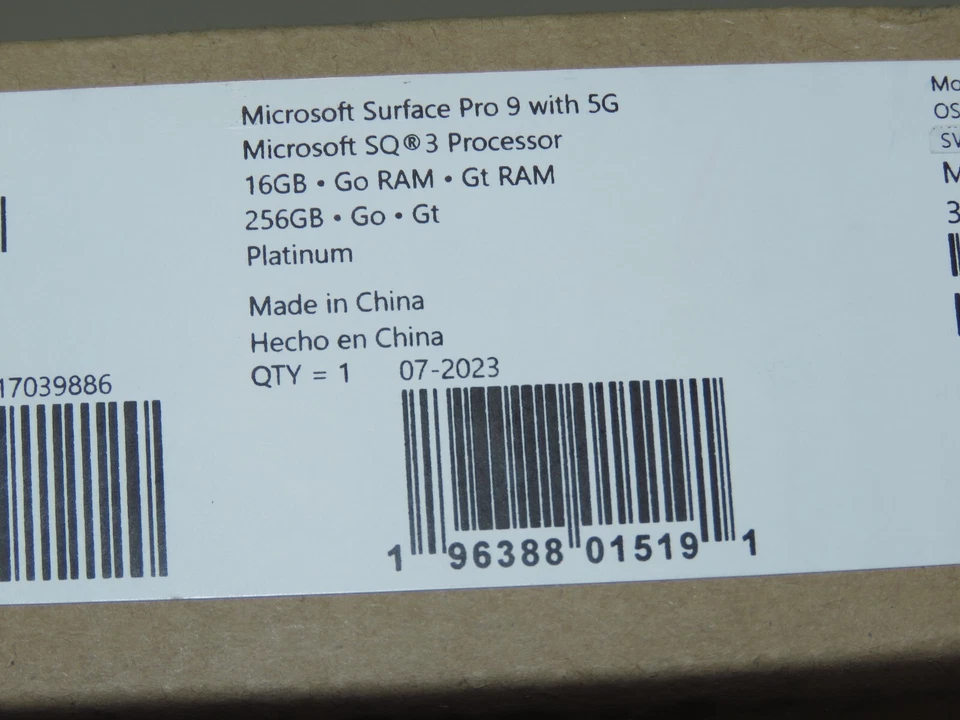 Microsoft Pro 9 for Business with 5G 13" SQ 3 Processor 16GB 256GB Platinum - Image 4 of 4