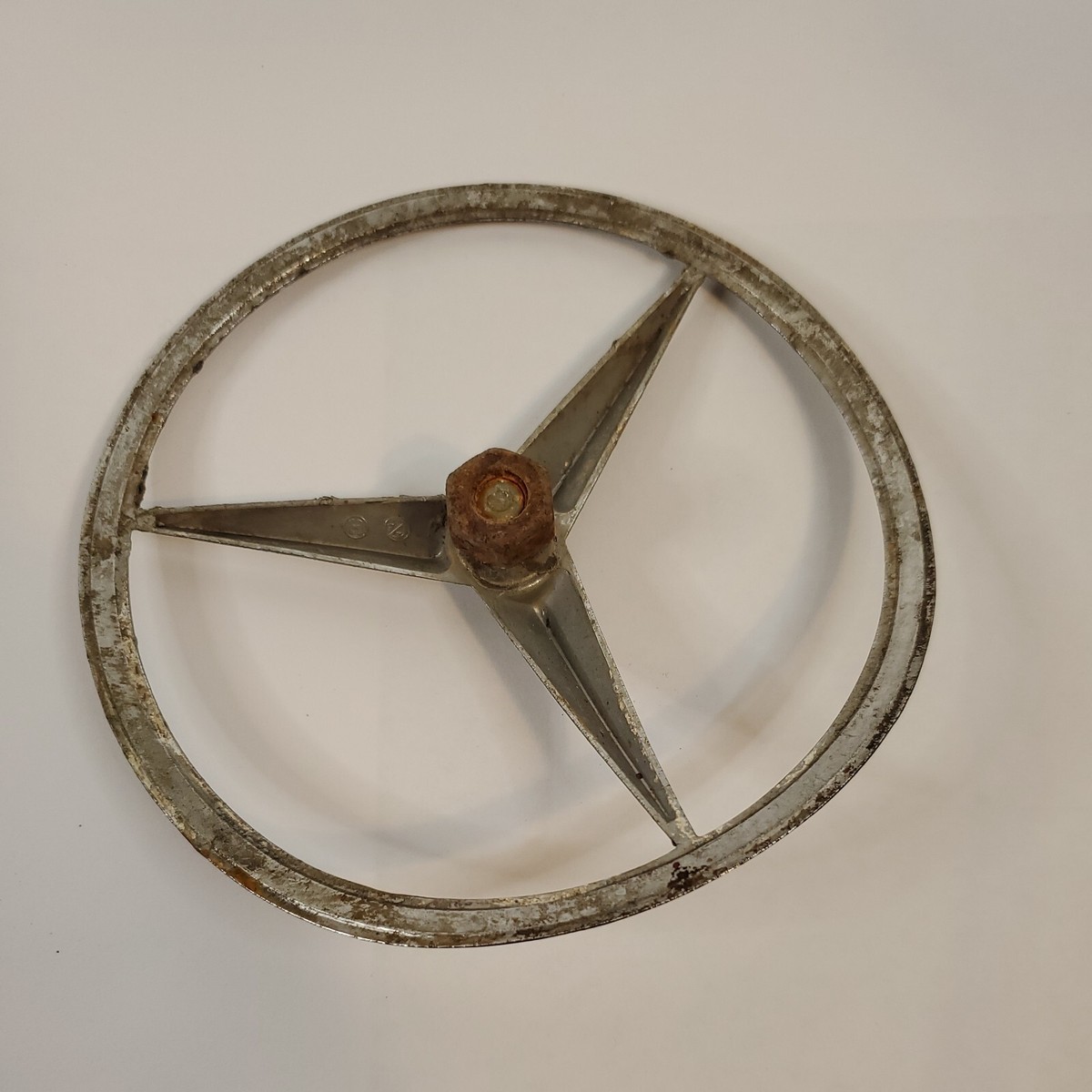 MERCEDES-BENZ 110-758-01-58 Metal Trunk Boot Star Emblem