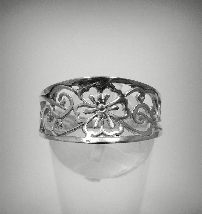 Bague de créateur unique Abyss