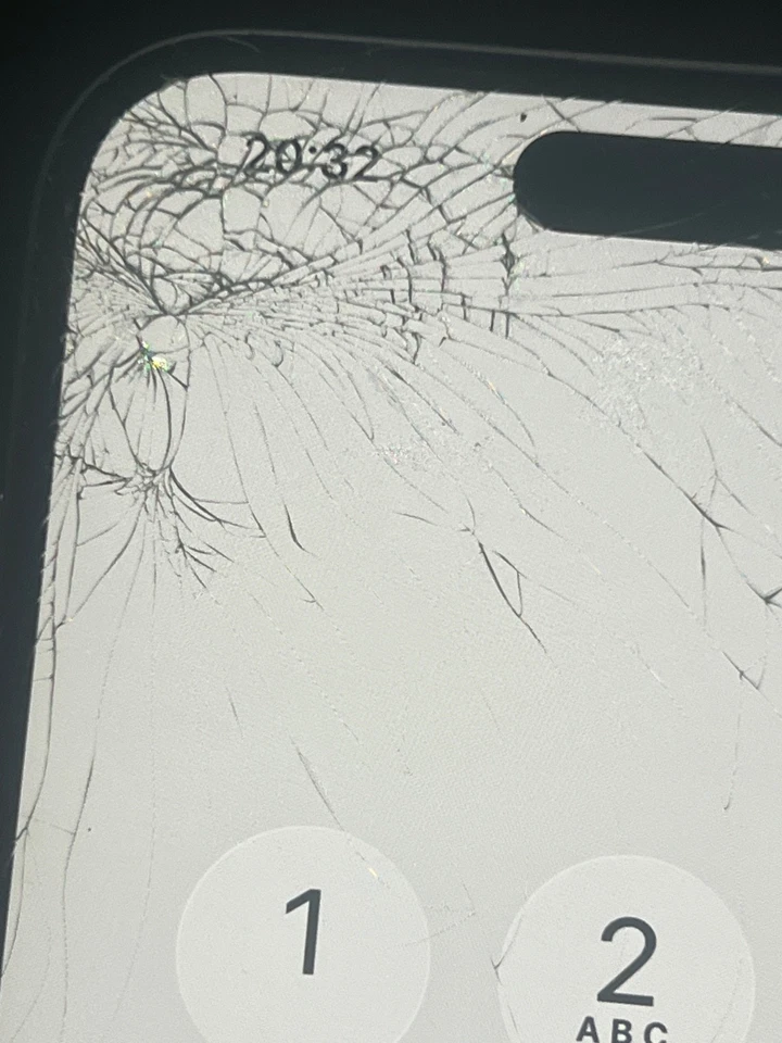 Apple iPhone 15 Plus Original Genuine OLED Screen Replacement LCD Display-Crack - Image 3 of 4