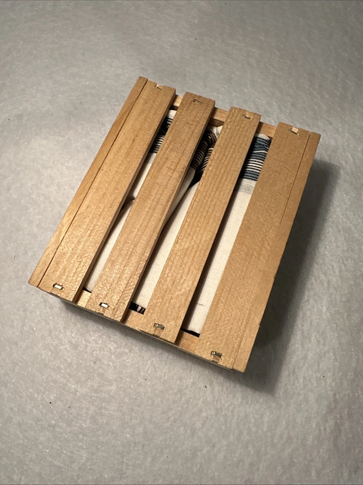 Vintage New Handkerchiefs Set of 3 With Wood GIFT BOX From Bradlees - Image 4 of 4