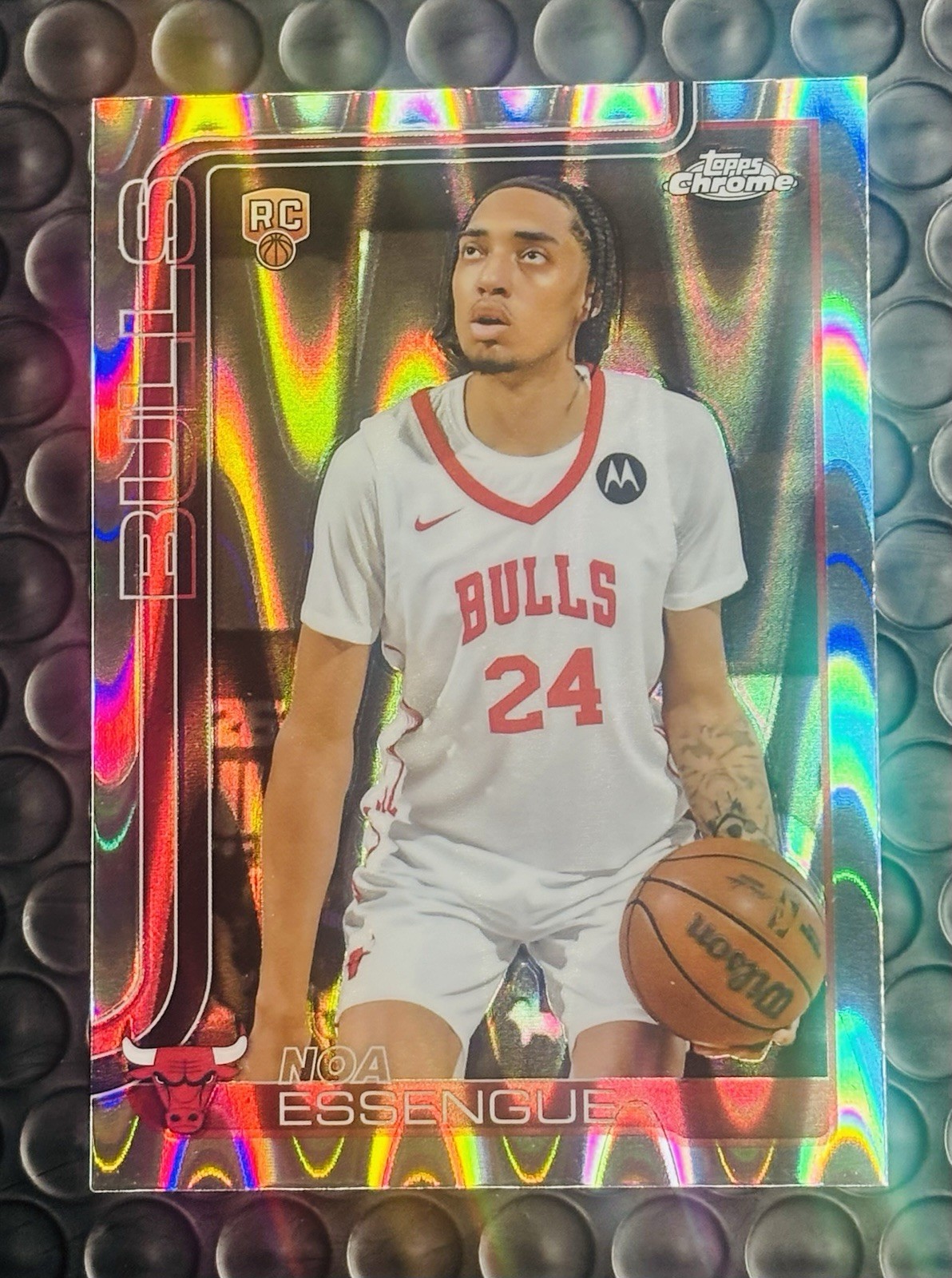 2025-26 TOPPS CHROME RAYWAVE REFRACTOR #262 NOA ESSENGUE RC BULLS