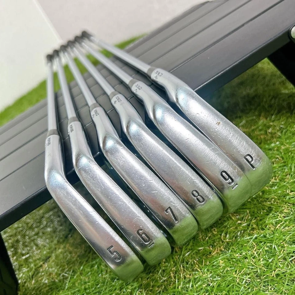 Callaway RAZR Iron Set 6pcs 5-PW Project X 6.0 Flex S Left-Handed - Image 2 of 4