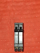GE THQP215 15 Amp 2 Pole 120/240V Plug In Circuit Breaker