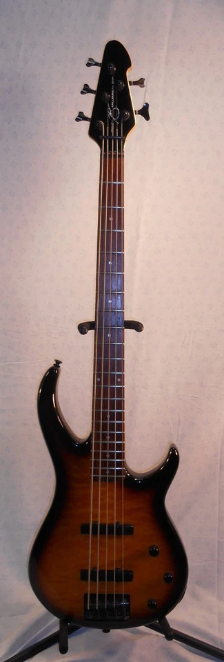 Bajo Peavey Millennium BXP 5 cuerdas, edredón marrón Sunburst arce excelente estado Foto 2 de 4