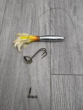 Vintage Unbranded Fishing Troll Fish Lure Bait 8" Bomb Metal w/Hook Feathers