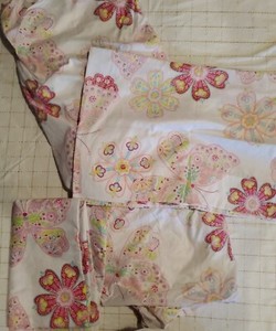 PAISLEY BUTTERFLY KIDS 3 PIECE TWIN SHEET SET FITTED, FLAT, PILLOWCASE PREOWNED