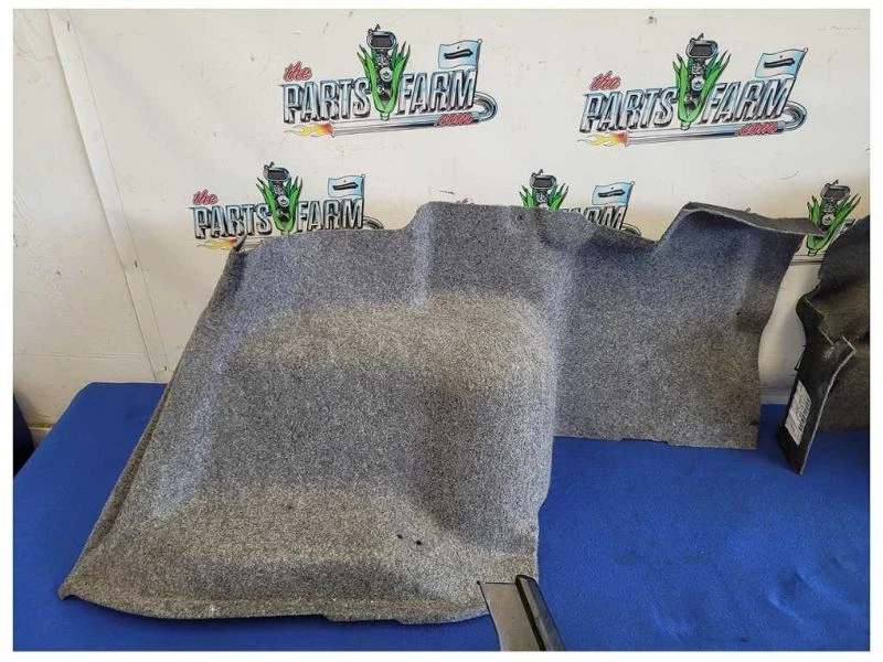 Protector lateral revestimiento maletero trasero BMW M3 E46 M/T 2001-2006 2445 Foto 2 de 4