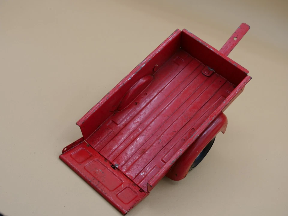 Vintage Tru Scale International Utility Farm Trailer pressed steel USA - - Image 4 of 4