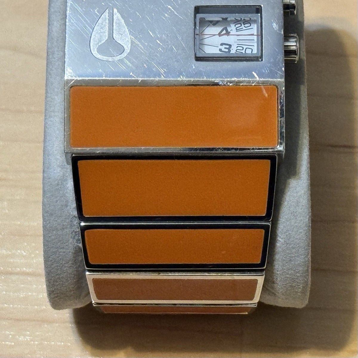 Nixon The Rotolog Direct Time Technology Orange Analog Men's Surf