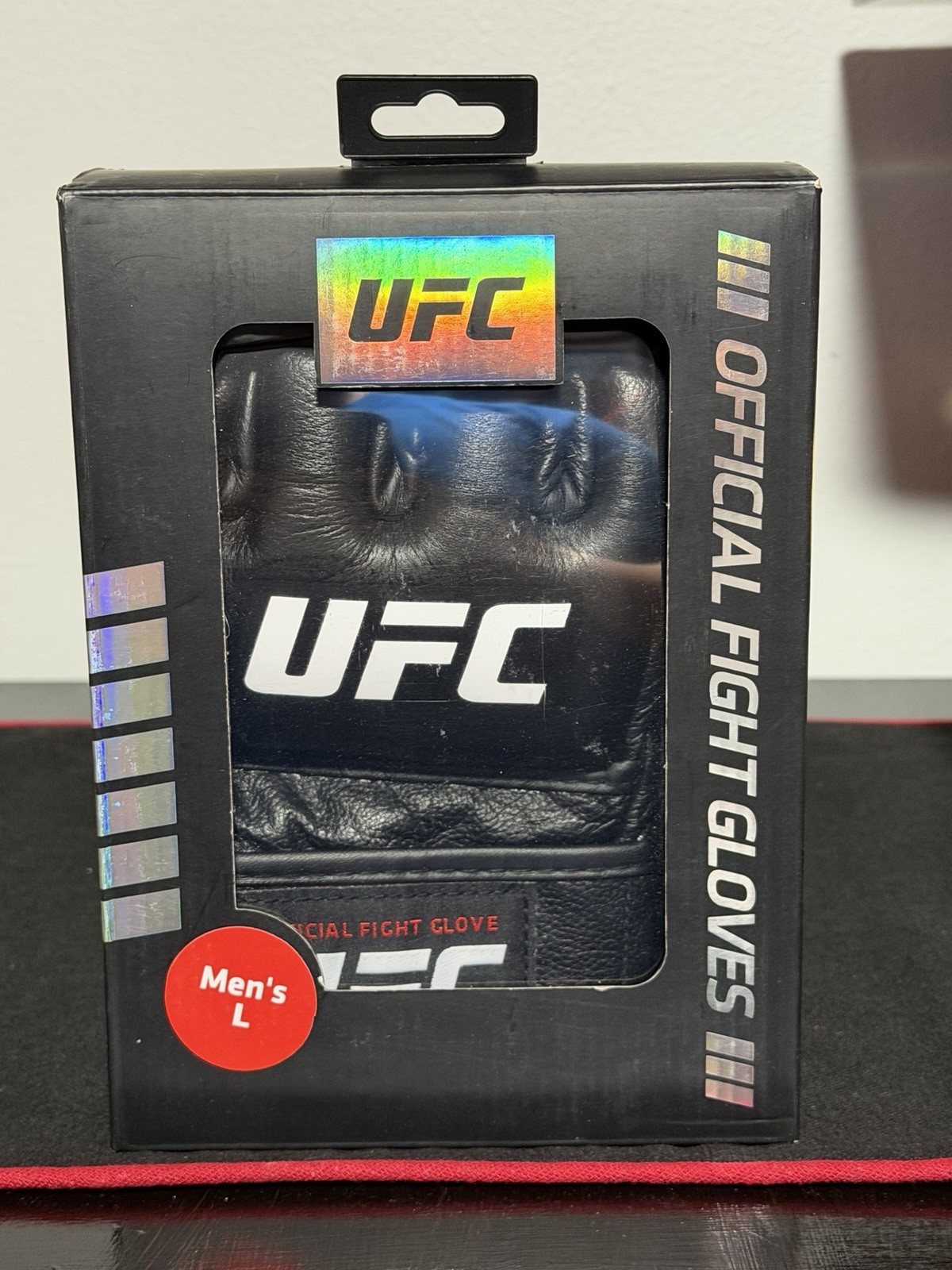 UFC OFFICIAL FIGHT GLOVES! (SIZE LARGE)