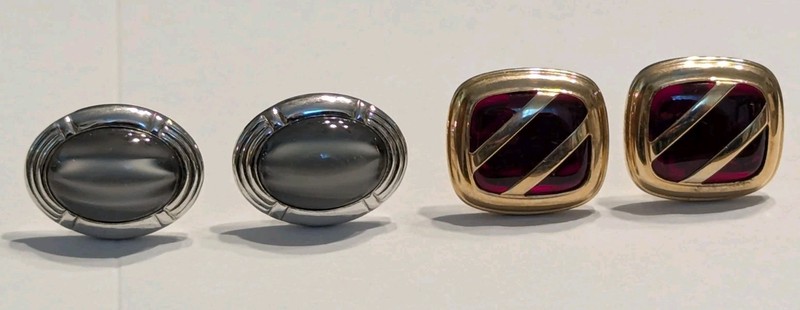 2 Pair Vintage VAN GUARD Cufflinks Silver And Gold Tone Very Nice 
