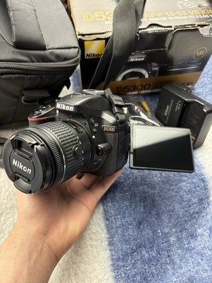 Nikon D5300 DSLR Digital Camera 18-55mm Lens Shutter Count 9000