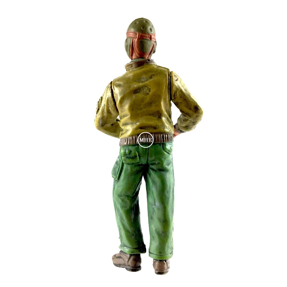 1:32 Unimax Toys Forces of Valor WWII US Army M4A3 Sherman Tank Commander Figure - Image 2 of 4