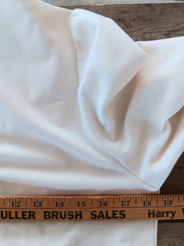 Vintage Sears Apostrophe elfenbeinfarbener leichter Velours Morgenmantel Damen klein bestickt - Bild 12 von 19