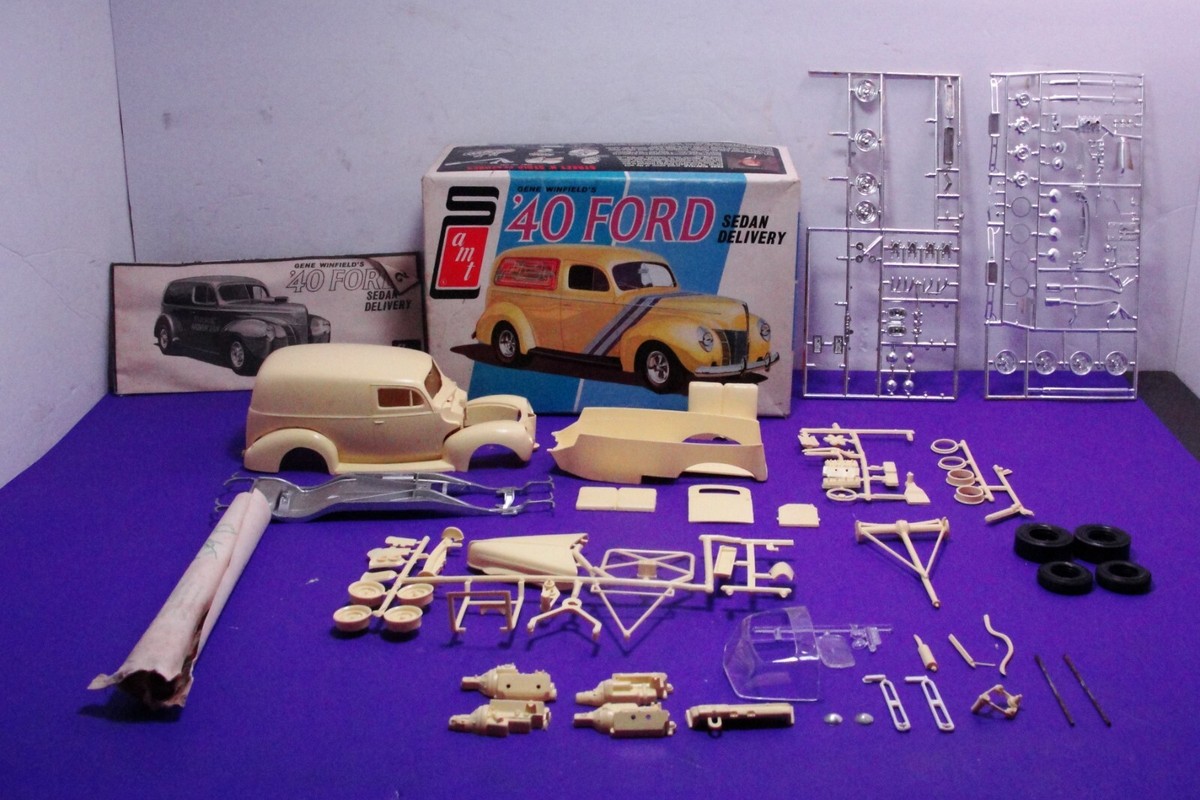 AMT t292 GENE WINFIELD 1940 Ford Sedan Delivery vintage kit