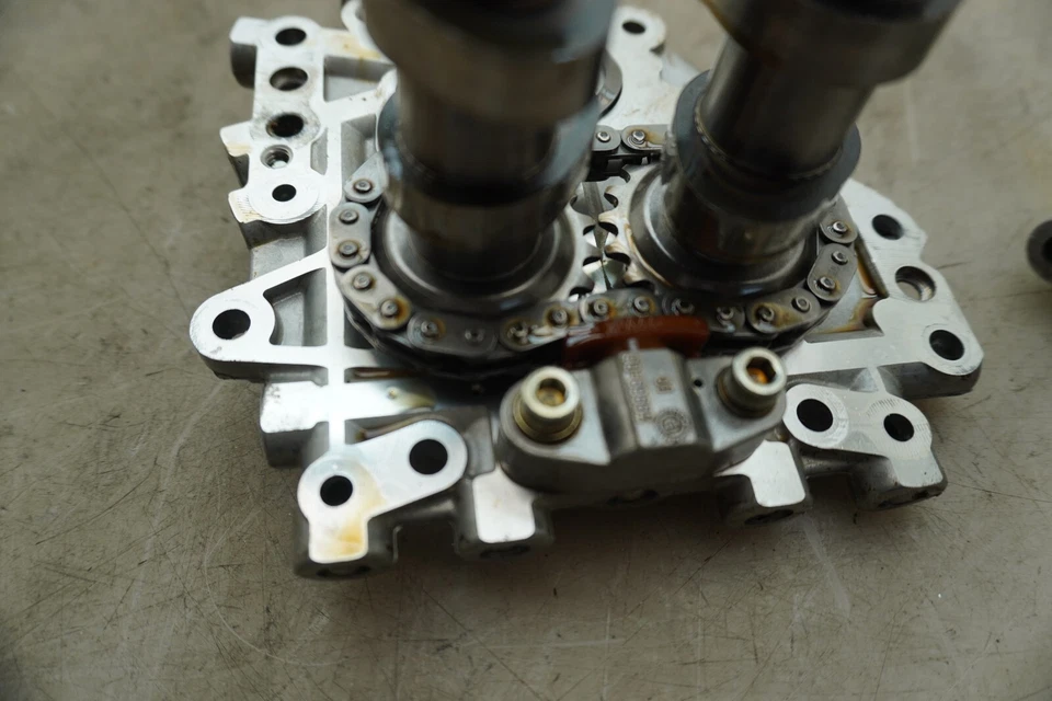 07 HARLEY DAVIDSON ULTRA TOURING CAM CAMSFAFT W OIL PUMP E-3899 - Image 3 of 4