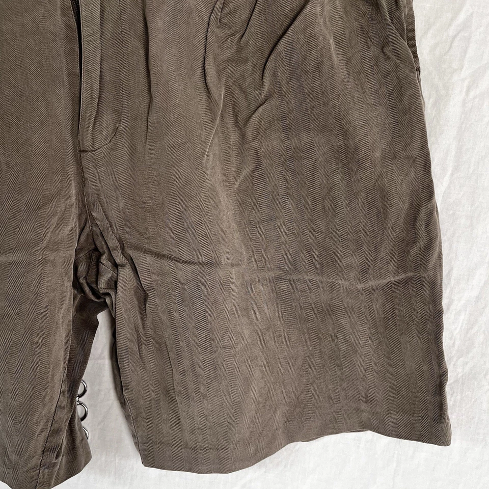 Pantalones Cortos Jamaica Jaxx Seda Para Hombres 34 Plisados Chinos Marrón Taupe Informales Playa Vacaciones Foto 4 de 4