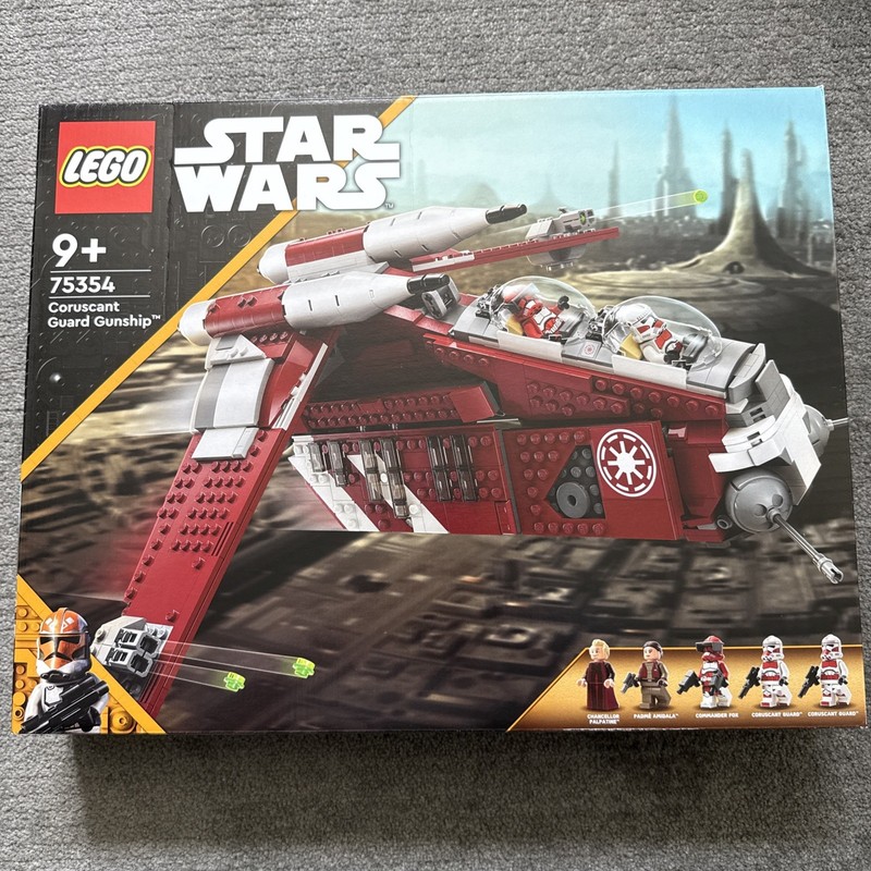 LEGO Star Wars: Coruscant Guard Gunship (75354) Slight Damages To Box*