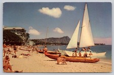 Vintage PAN AM Postcard Waikiki Beach Diamond Head Hawaii Sailboats Canoes