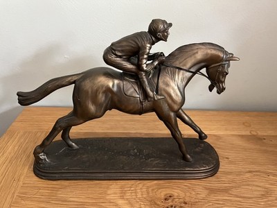 Oliver Tupton Rennpferd und Jockey