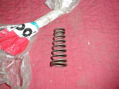 NOS MOPAR 1969-71 E B & C BODY HOOD POP UP SPRING
