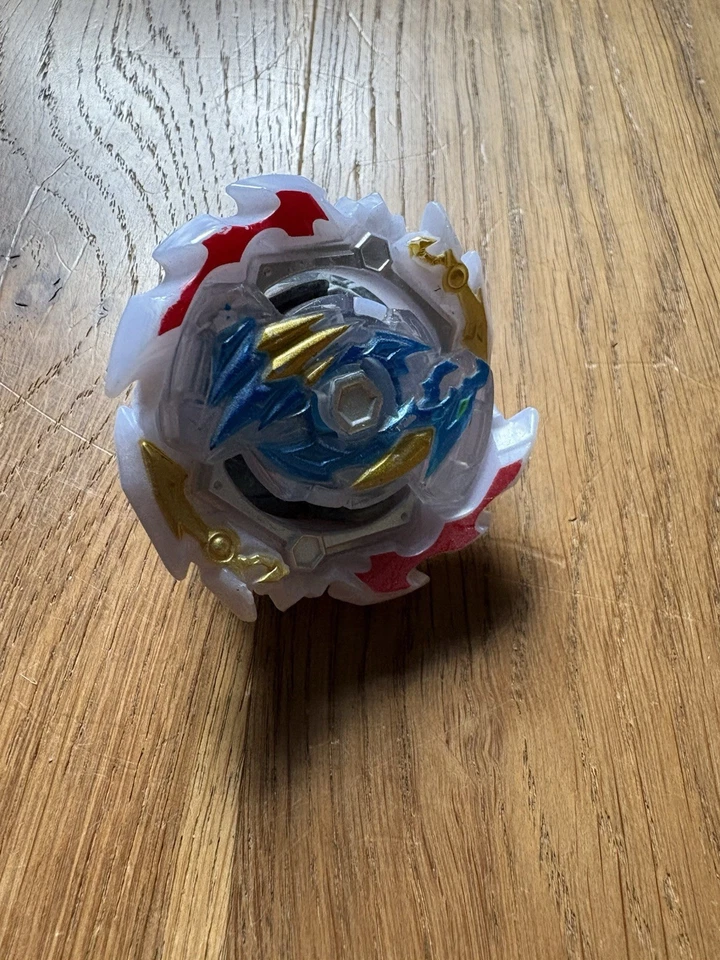 Hasbro Beyblade Burst Rise Arena + Blades + Starter - Bild 3 von 4