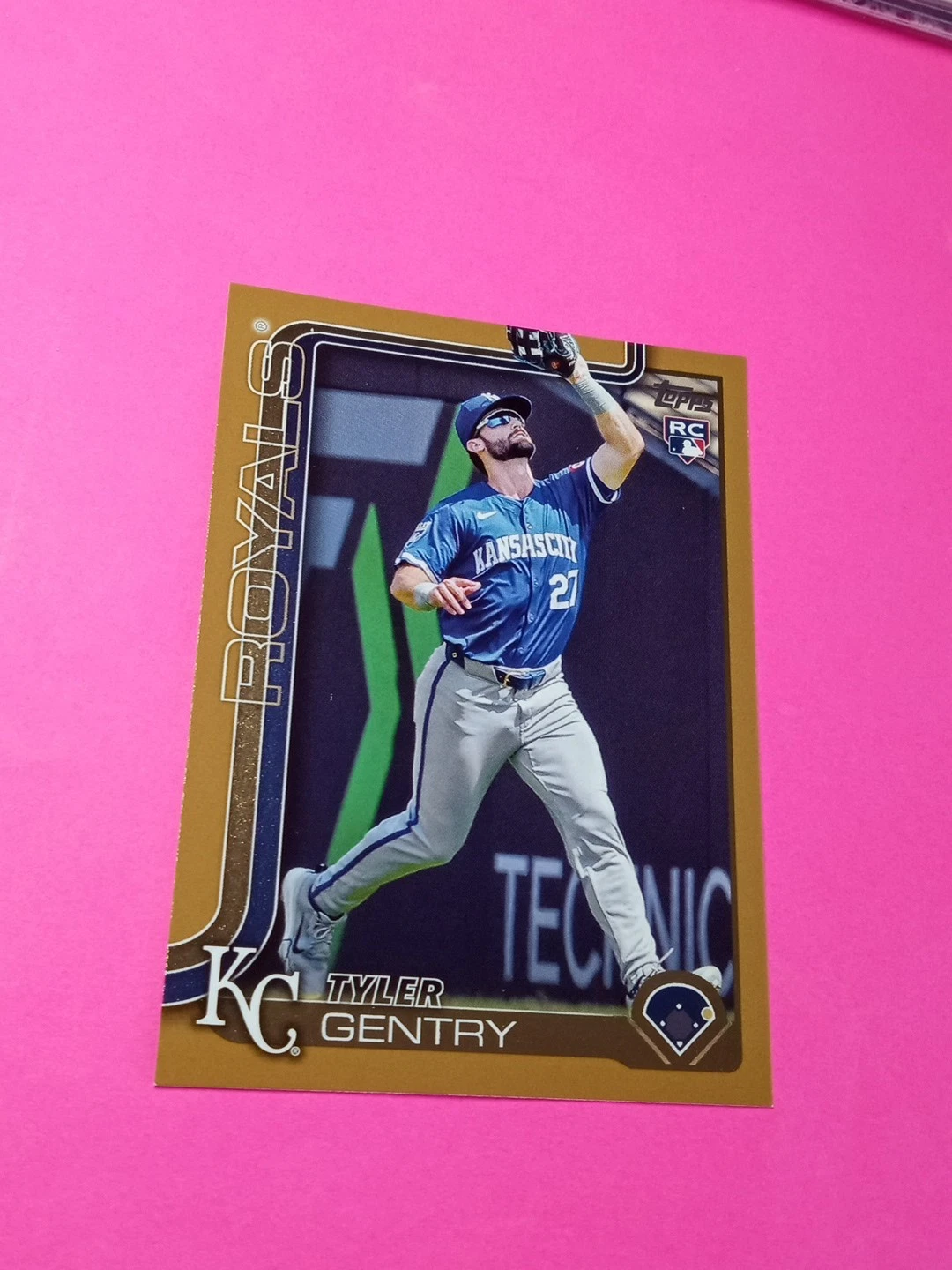 2025 Topps Gold Border 1369/2025 Tyler Gentry #6