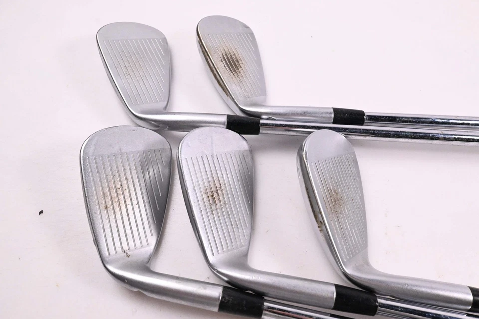 Mizuno JPX 900 Hot Metal Irons / 6-PW / Regular Flex Dynamic Gold AMT R300 - Image 3 of 4