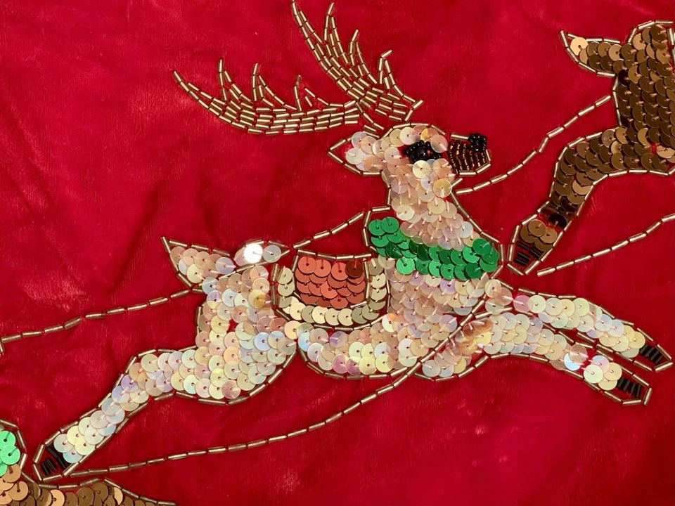 53" Classic Christmas Santa and Reindeer Tree Skirt Neiman Marcus - Image 4 of 4