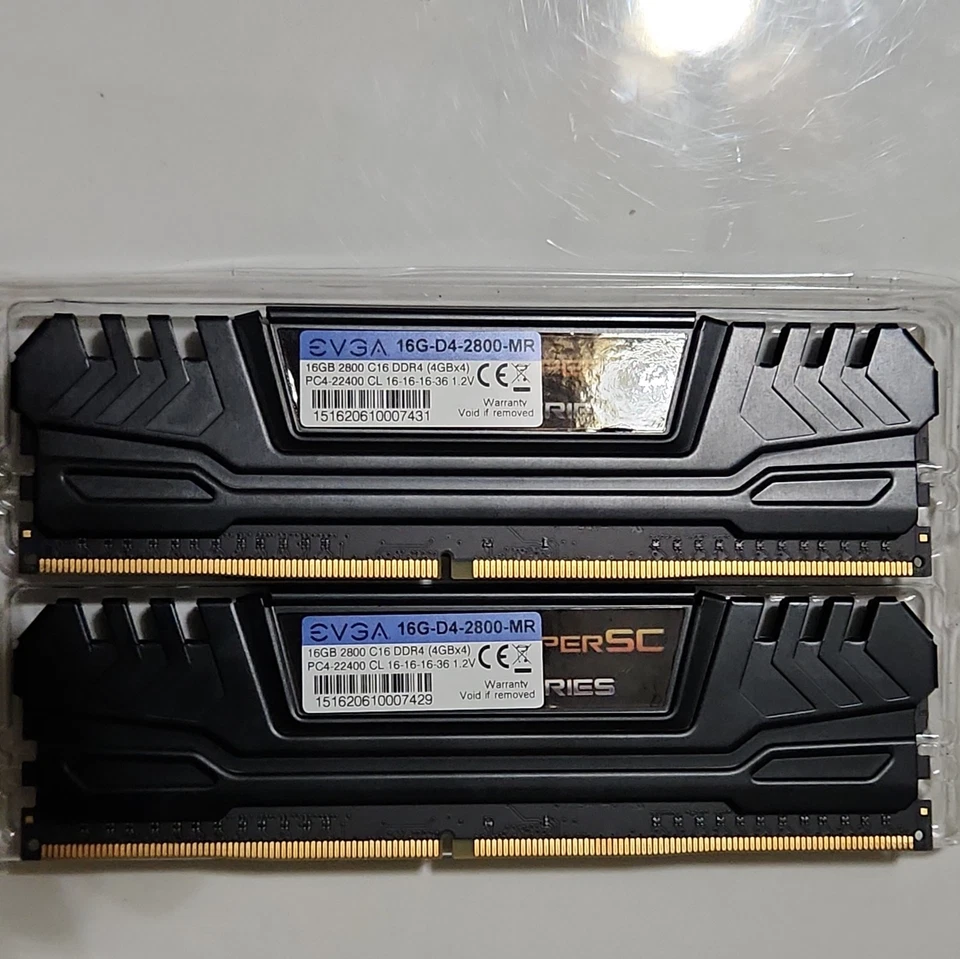 EVGA Superclocked 16GB DDR4 RAM 2800 CL16 16gbx4 - Image 4 of 4