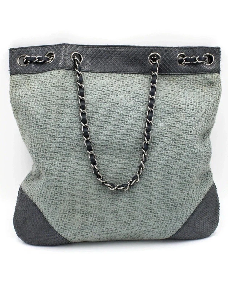 Bolso de Mano Chanel Edición Limitada Tweed Azul Paja Pitón Piel de Serpiente Cuero con CC Foto 2 de 4