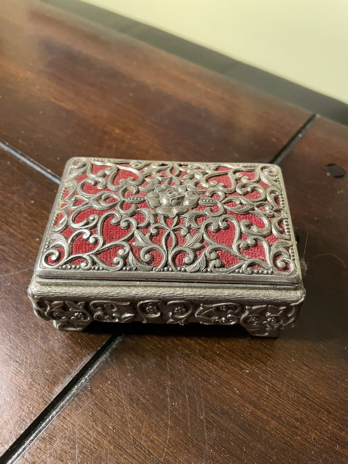 Picture 1 of 5