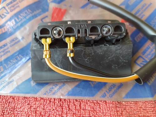 FIAT UNO MK2 SUPER ORIGINAL BASE TAILGATE WIPER CONTACT 7642034 - Picture 2 of 5